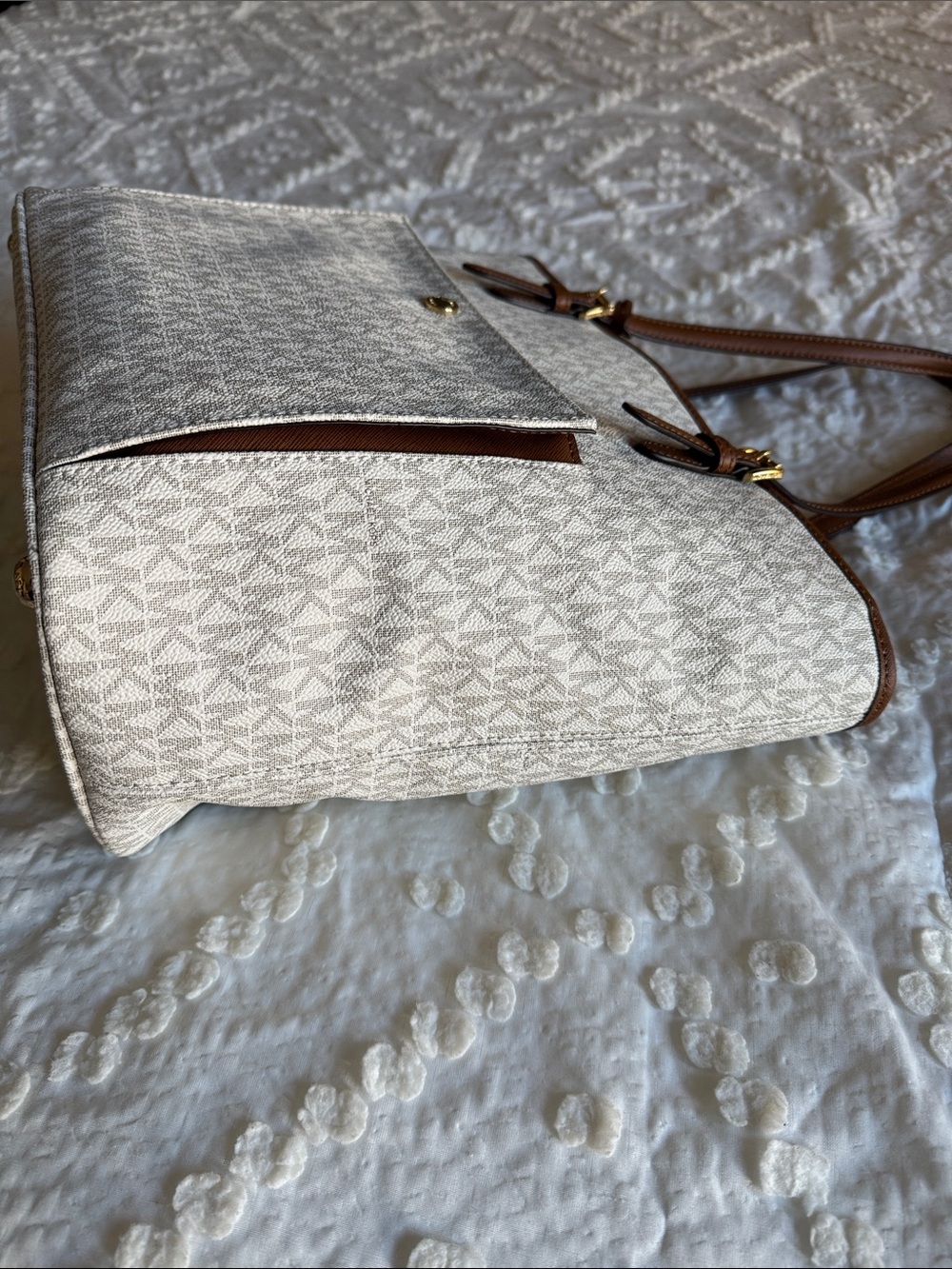Michael Kors Purse - Picture 3 of 7